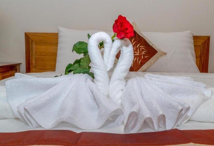 هتل Legend Connect Homestay