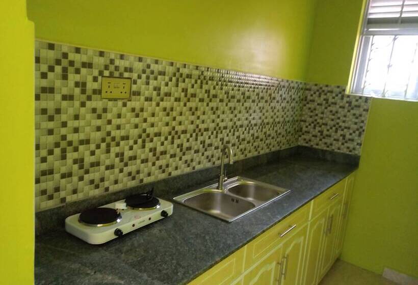هتل Ox's Suites