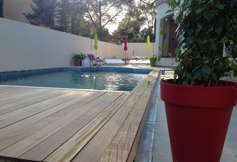 بنسيون Maison D Hotes Naturiste Villa Paulana