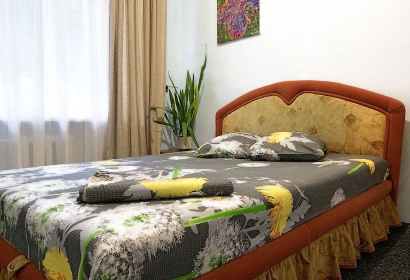 Allahouse Hostel
