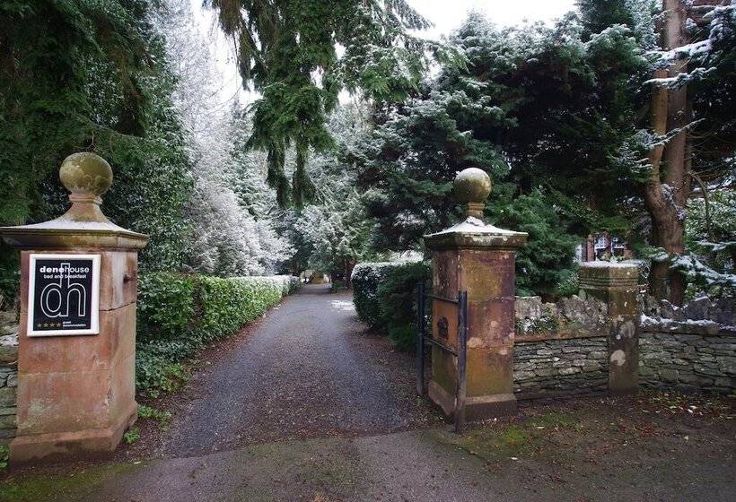 تختخواب و صبحانه Dene House Guest House