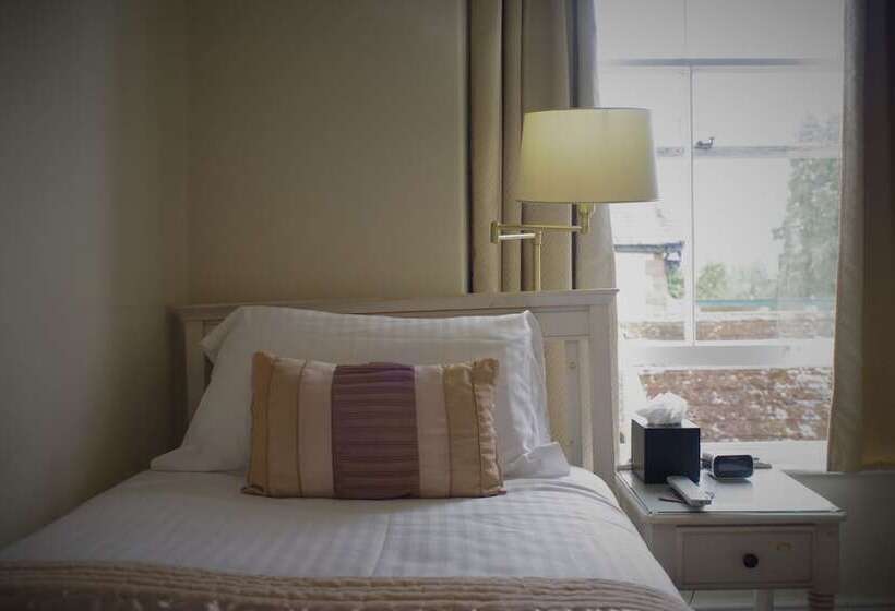 تختخواب و صبحانه Dene House Guest House