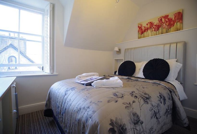 تختخواب و صبحانه Dene House Guest House