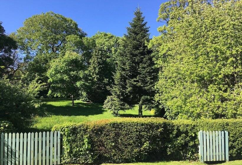 مبيت وإفطار Little Pengelly Farm