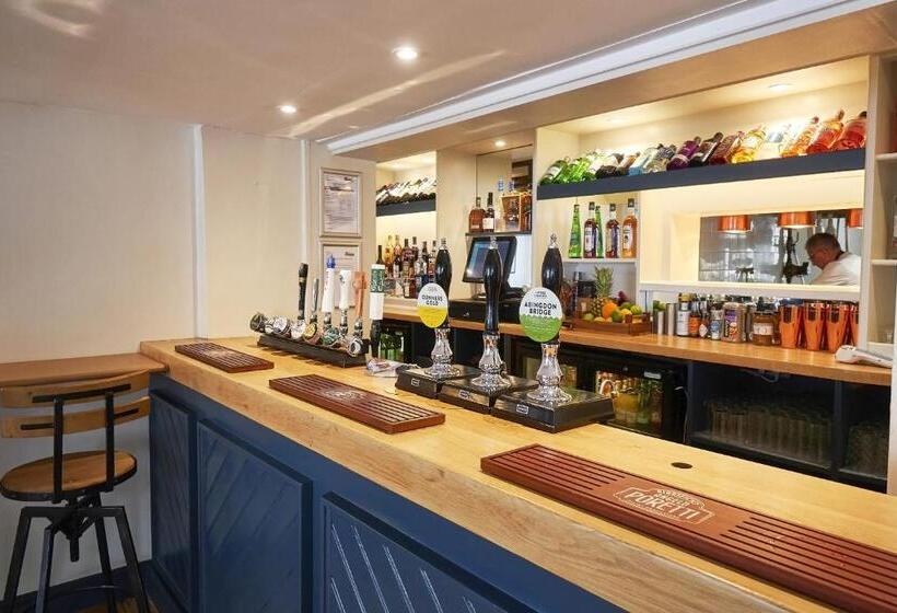 فندق فئة نجمة واحدة The Royal