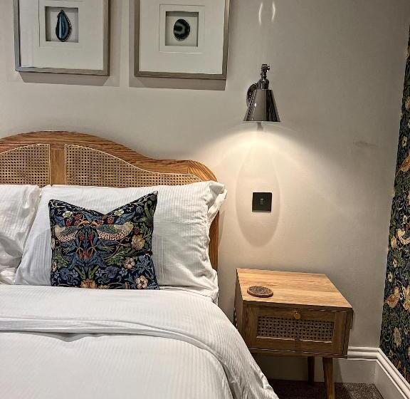 فندق فئة نجمة واحدة The Royal