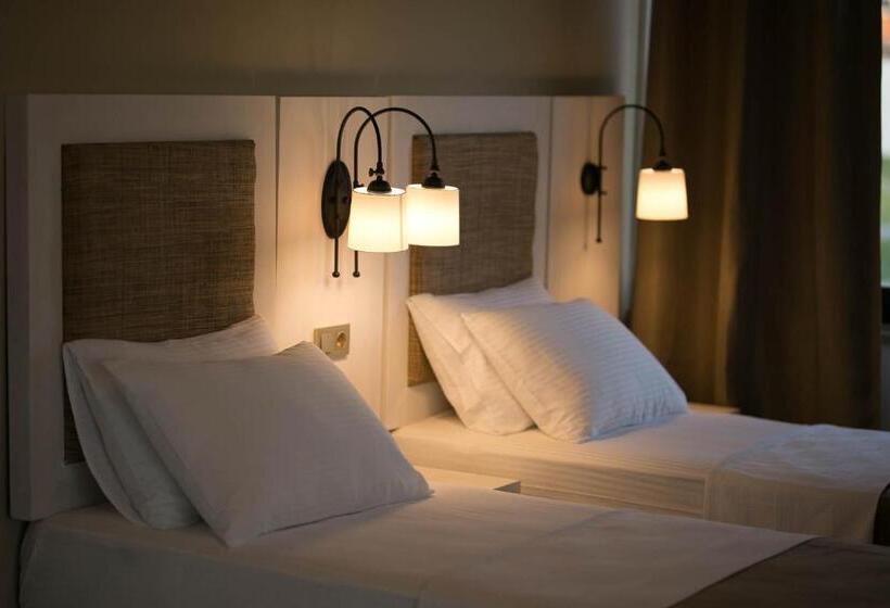 هتل Ayvalık Sea Resort