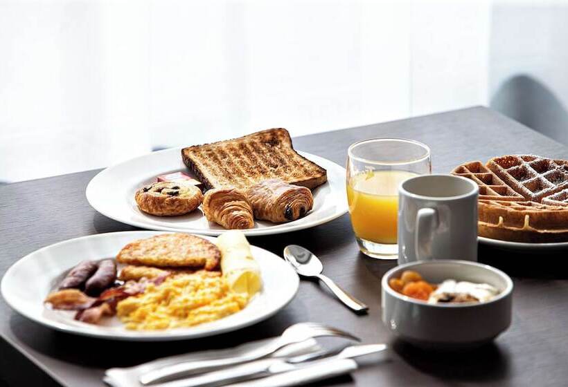 فندق Hampton By Hilton Toulouse Airport