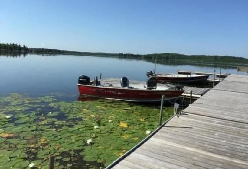 ホテル Oveson Pelican Lake Resort And Inn