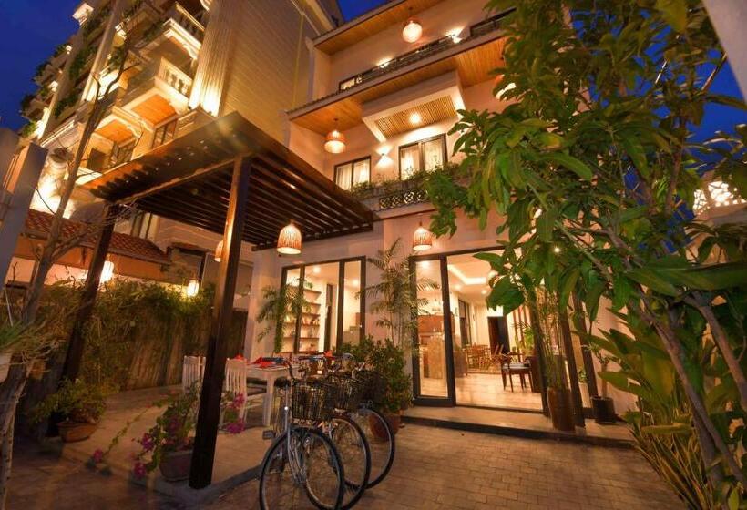 هتل Saclo Villa And Hostel