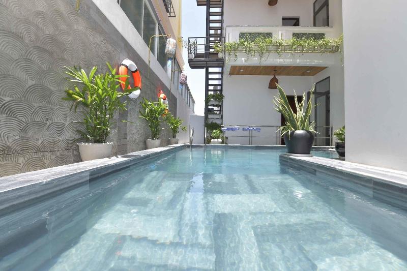 هتل Saclo Villa And Hostel