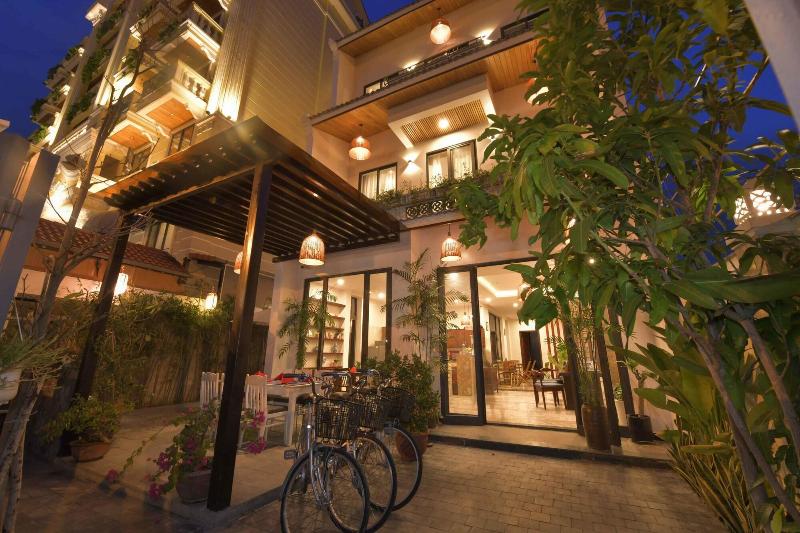 هتل Saclo Villa And Hostel