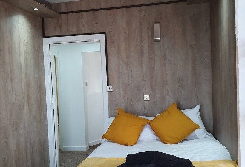 هتل South Beach Kings Promenade