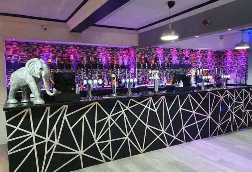 هتل South Beach Kings Promenade