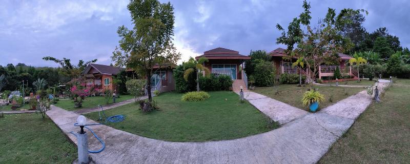 هتل Sunrise Beach Koh Yao Resort