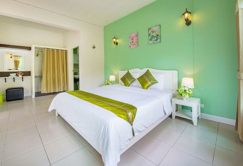Hotel Villa Reina Khao Yai Resort