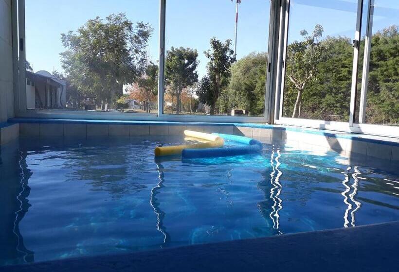 هتل Village Termas Del Dayman