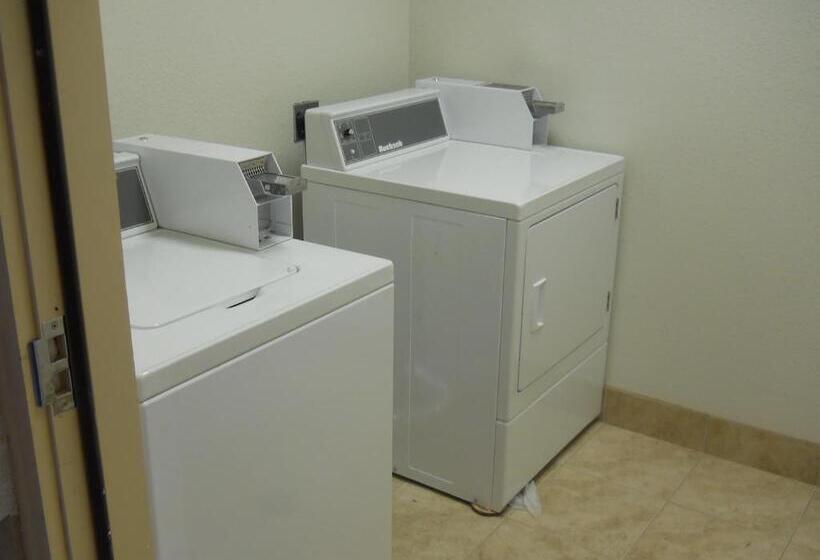 모텔 Big Lake Inn And Suites