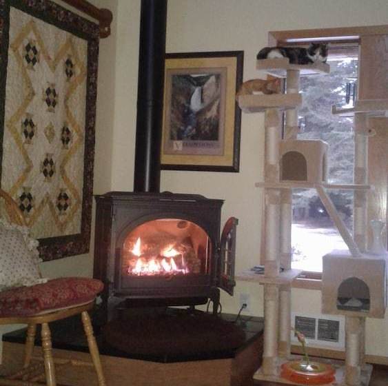 بنسيون Candlewycke Inn