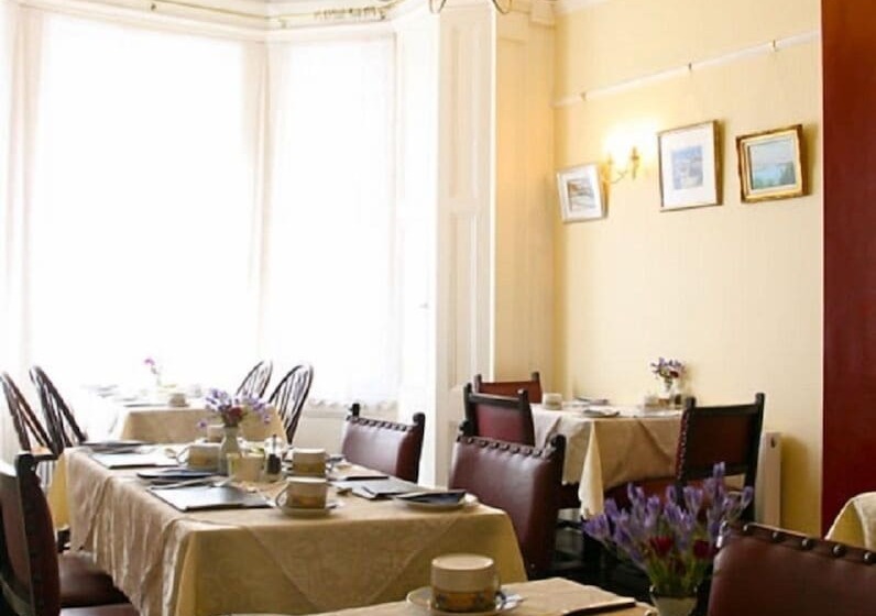 پانسیون Melrose Guest House
