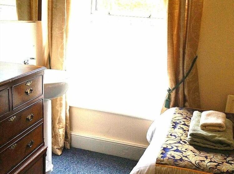 پانسیون Melrose Guest House