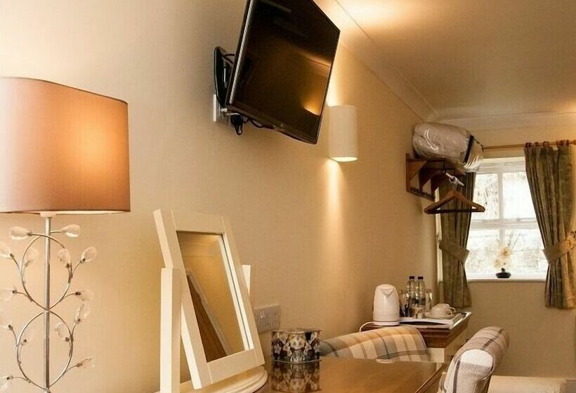 The Boatside Inn