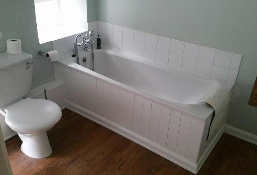 여관 The Mill House