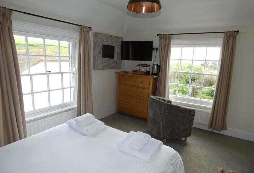 The Sloop Inn
