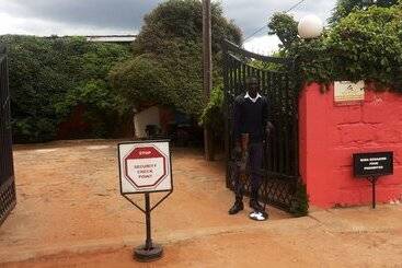 White Castle Hotel Arua
