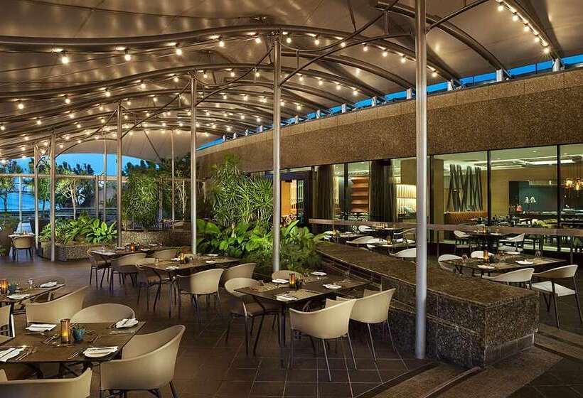 هتل Hilton Durban