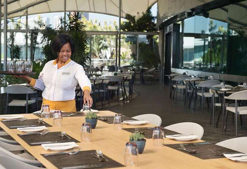 هتل Hilton Durban