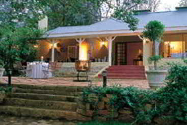 هتل Jatinga Country Lodge