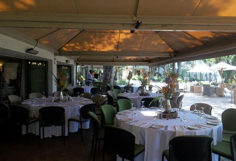 هتل Sabi River Sun Resort