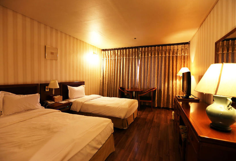 Prince Hotel