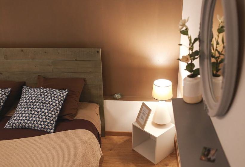 צימר Chambres D Hôtes Domaine Les Fontenelles