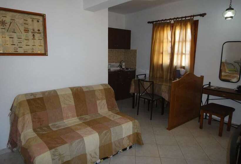 Captain's Suites