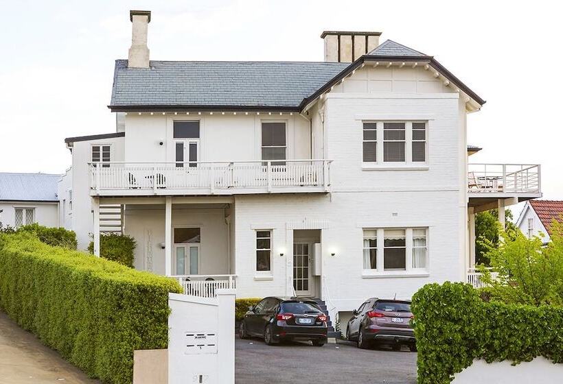 Highbury Apartments