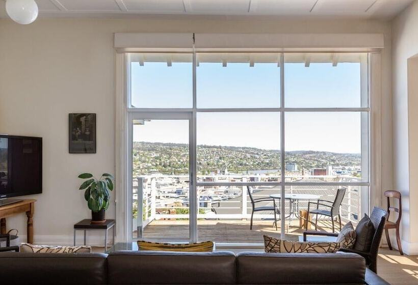 Highbury Apartments