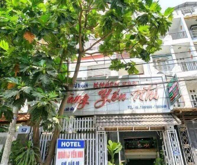 Hoang Yen Nhi Hotel By Bay Luxury