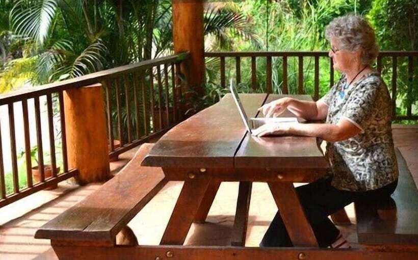 בית מלון כפרי Atherton Holiday Park