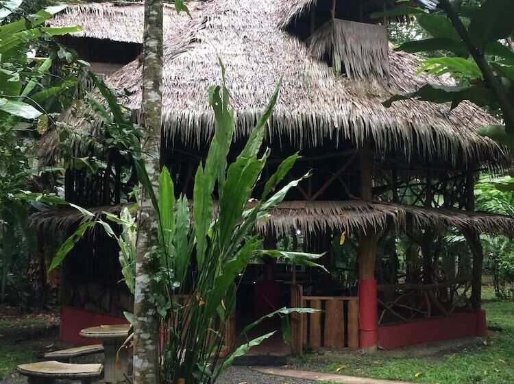 هتل Casa Moabi
