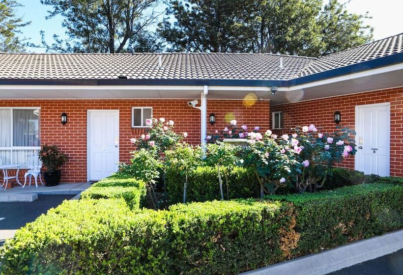 فندق على الطريق Akuna Motor Inn And Apartments
