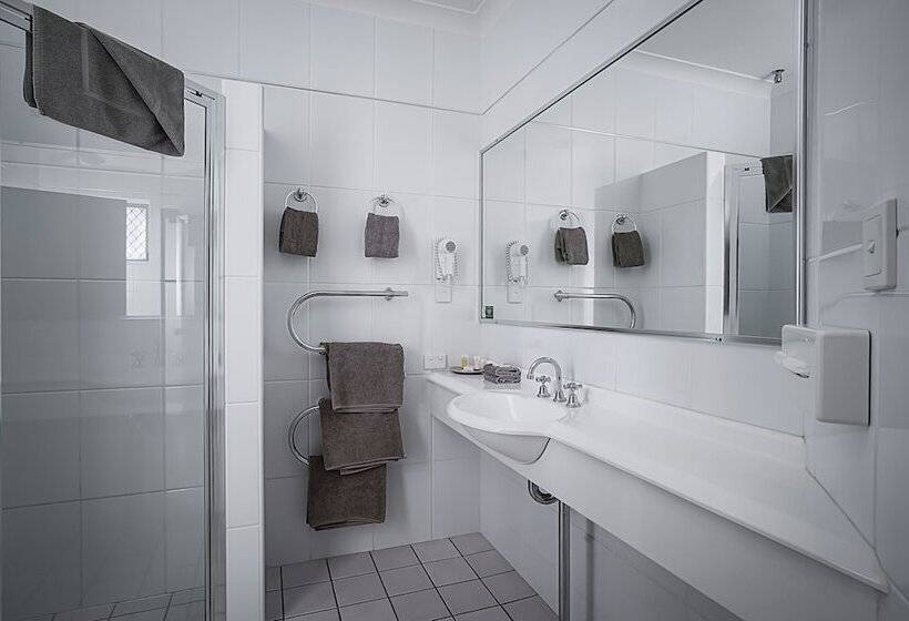 فندق على الطريق Akuna Motor Inn And Apartments