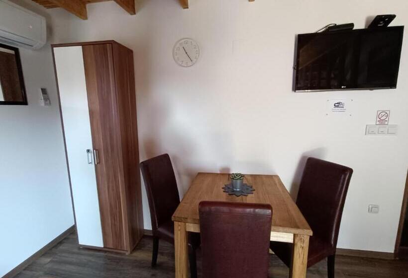 بنسيون Guesthouse Stari Jasen