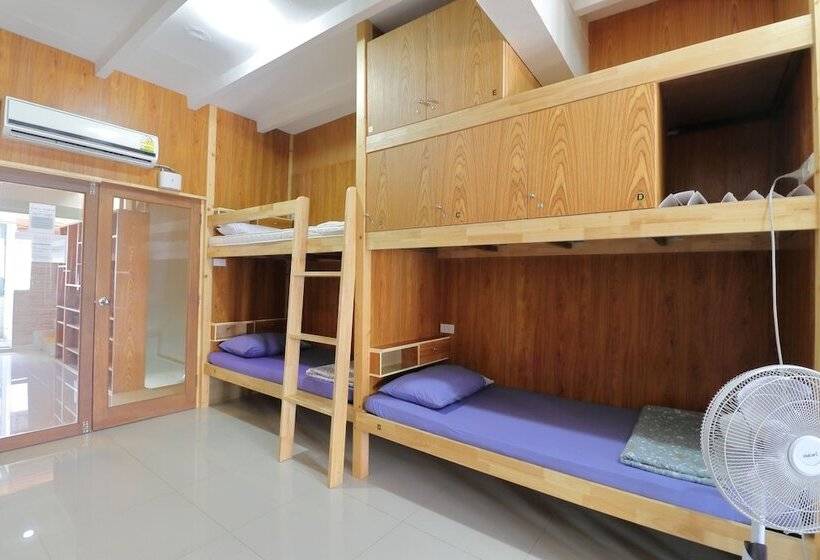 Saen Sabai Hostel