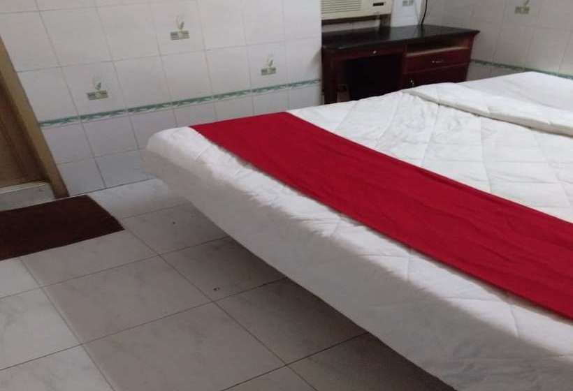 هاستل Jk Guest House And Dormitory