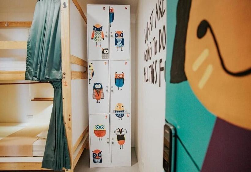 هاستل Murals Mactan