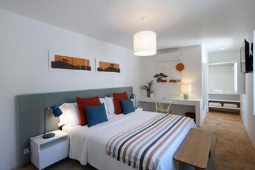 تختخواب و صبحانه Alte Tradition Guest House