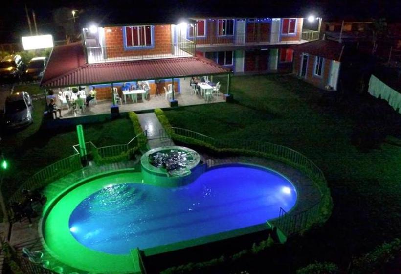 هتل Finca  La Santamaria