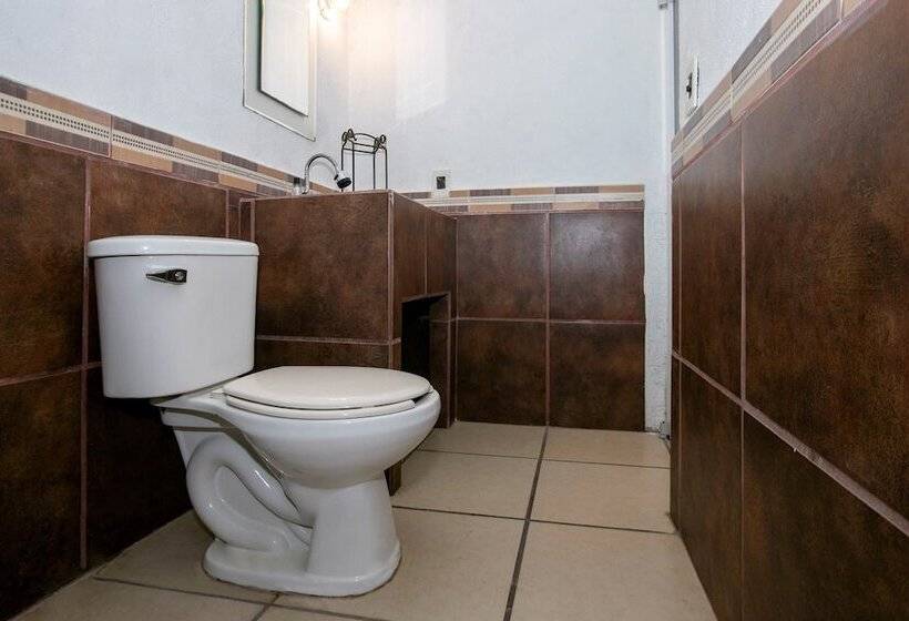 فندق فئة نجمة واحدة Real Cortés